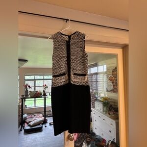 Women's St. John Size 8 Sleeveless Dress